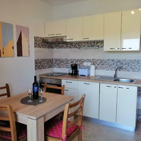 Apartments And Room Caric Jelsa  Exterior photo
