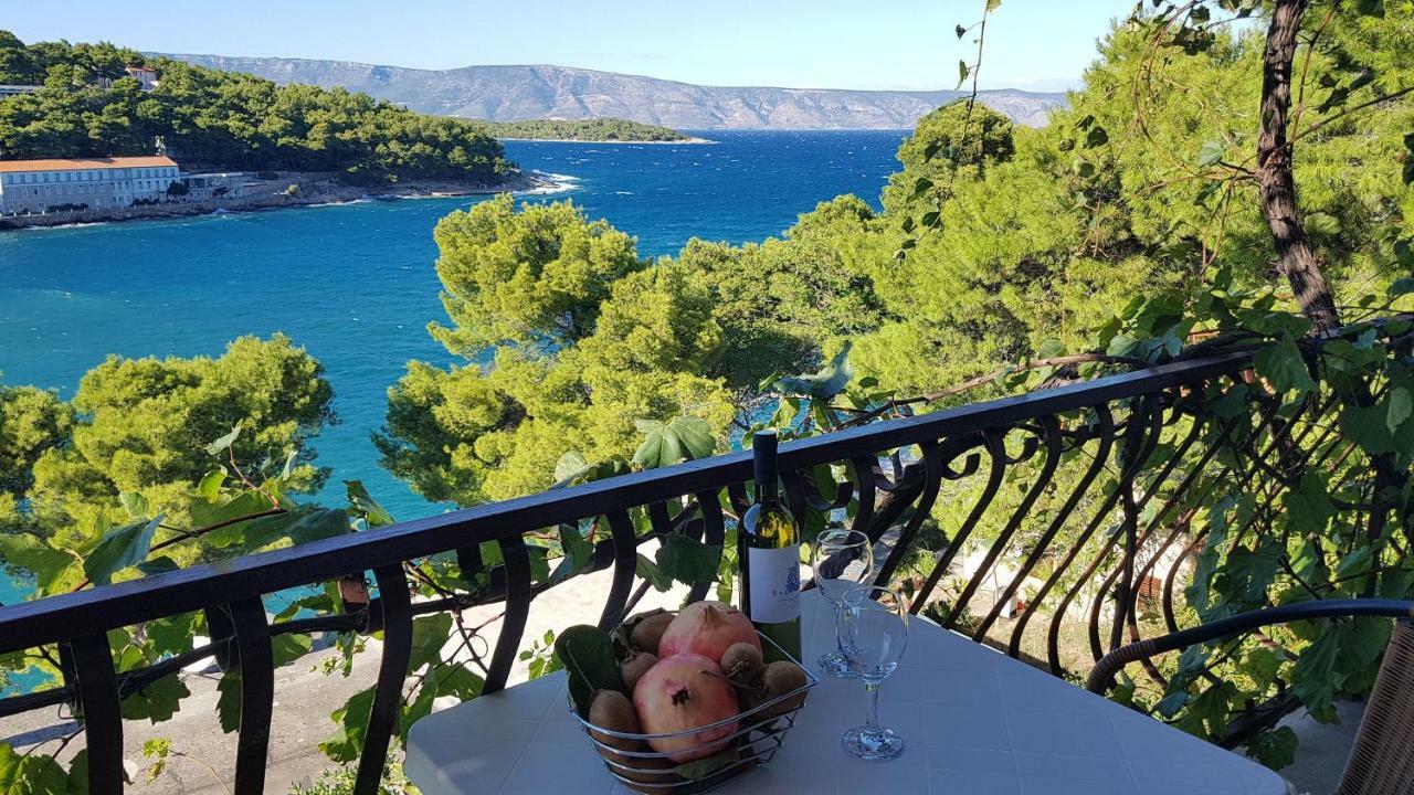 Apartment And Caric Jelsa (Hvar)