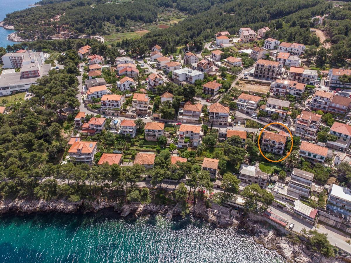 Apartment And Caric